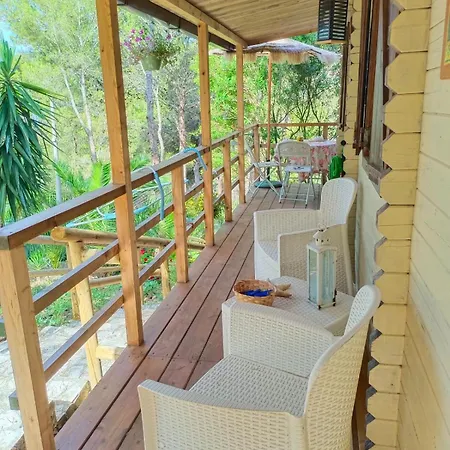 Wild Wild Nest Sperlongaresort Holiday home